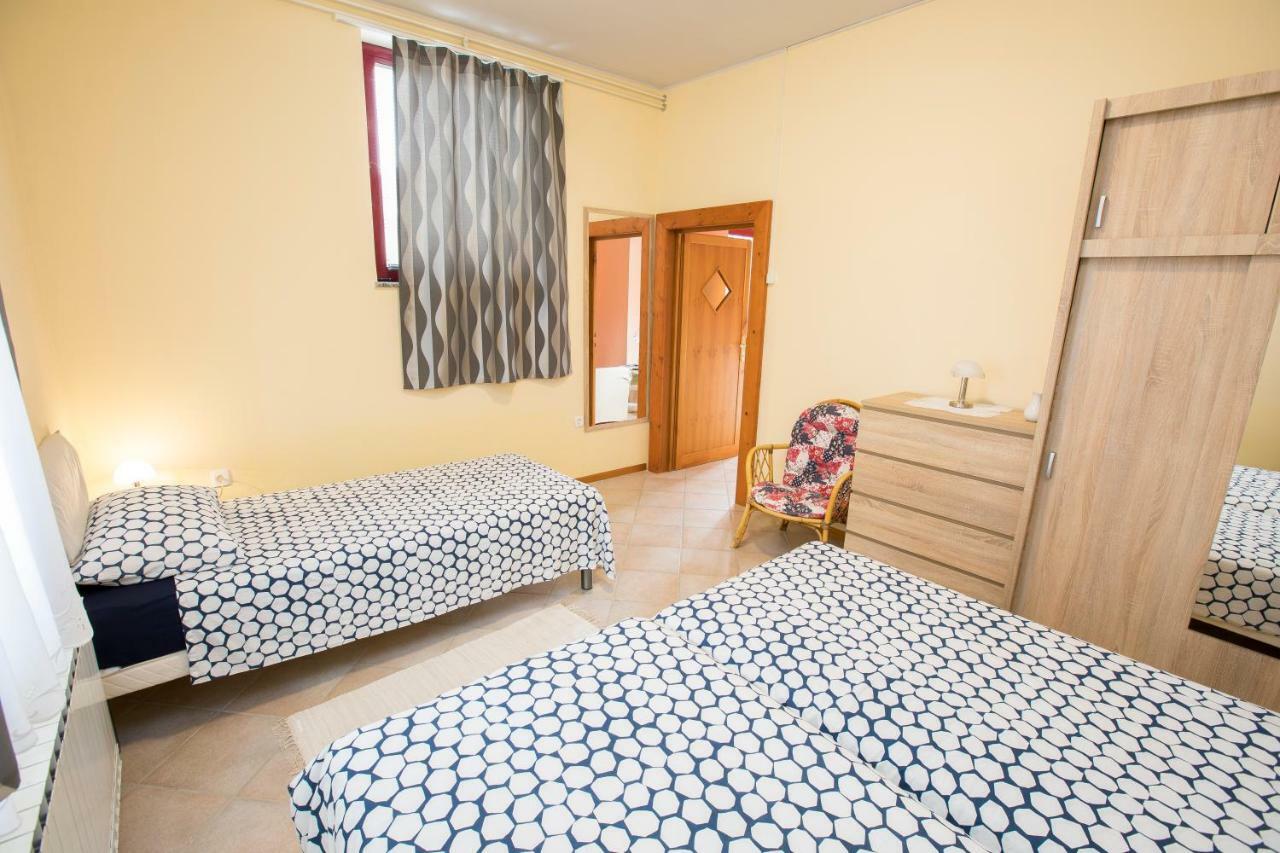 Apartment Kampel Koper Buitenkant foto
